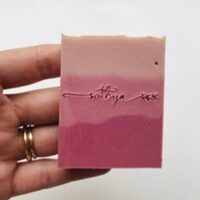 Carimbo de acrílico para sabonete personalizado TIPO 1. (ATÉ 2 X 4 CM).