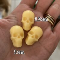 Forma de silicone Mini caveiras- 4 cavidades.