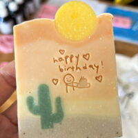 Carimbo de acrílico  “Happy Birthday”