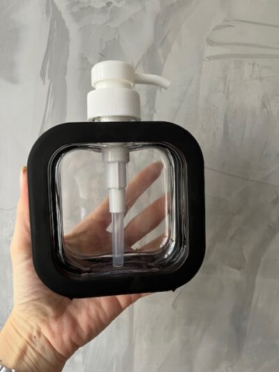 Frasco Pet com pump quadrado  300 ml. - Imagem 3