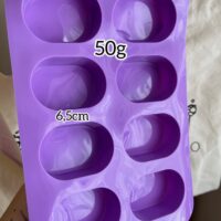 Forma em silicone Oval Liso - (8 cavidades).